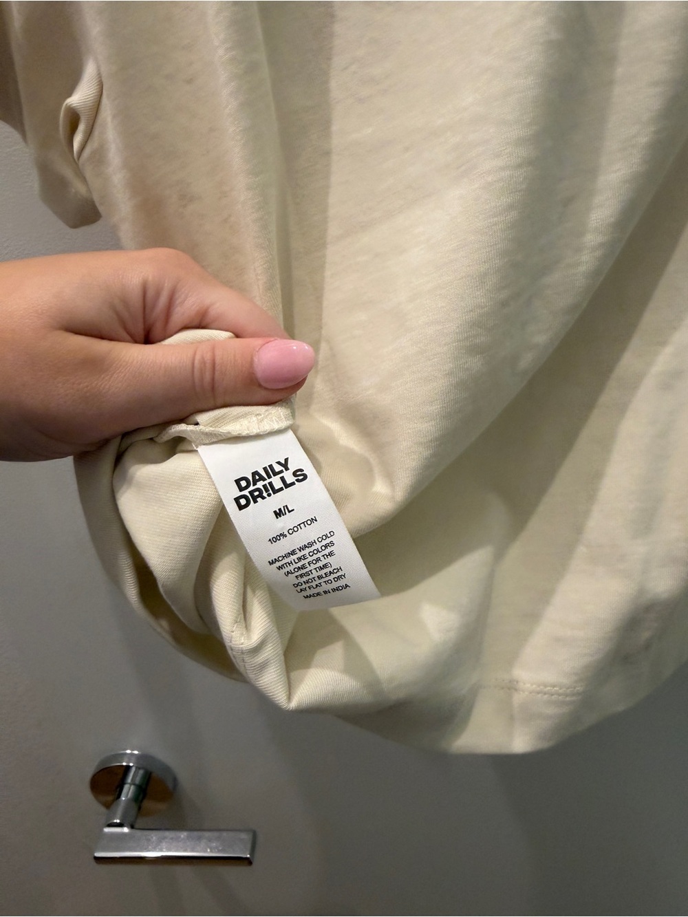 NWT - Daily Drills Sunset Blvd. Boxy Tee - Cream with Red Print - Picture 5 of 5